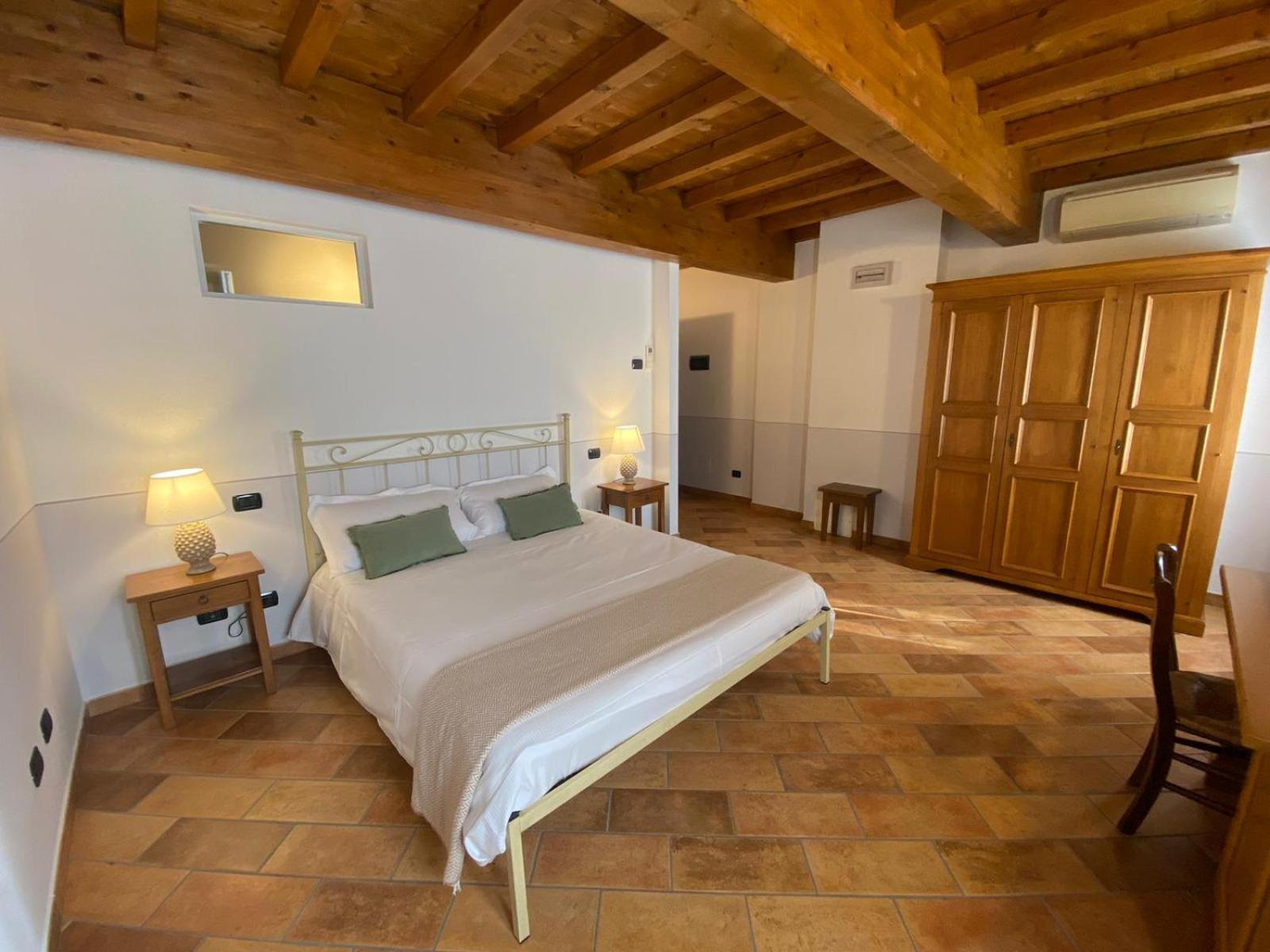 Locanda Corte Ruspecchio Bed and Breakfast Quattro Castella Εξωτερικό φωτογραφία